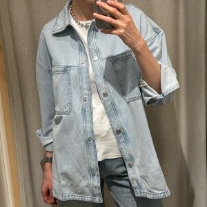 Stradivarius Light Blue Denim Jacket / Size M